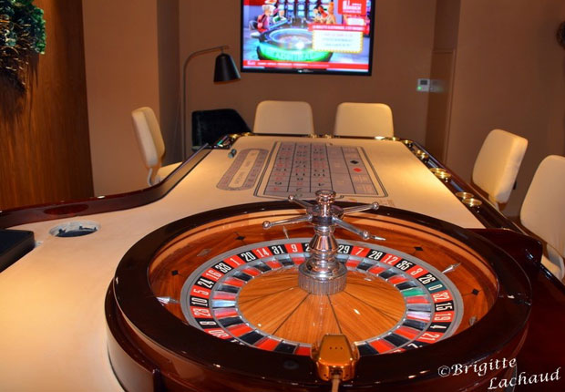 wheel of fortune $1 deposit