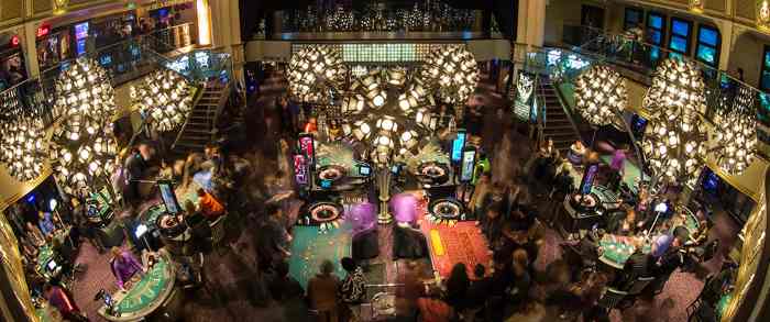 casino games online with real money
